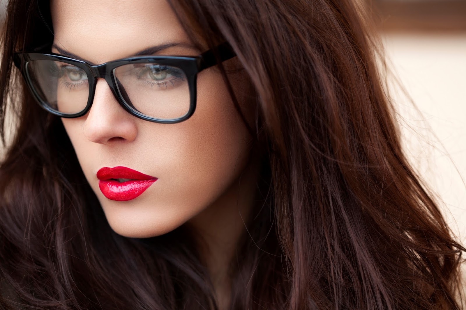 What Are The Top Eyeglasses Trends In 2022?